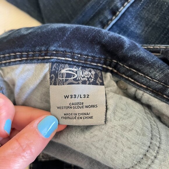 Silver Women's Jeans Suki Surplus 33x30 Bootcut Distressed Dark Wash Mid Rise - Picture 8 of 12